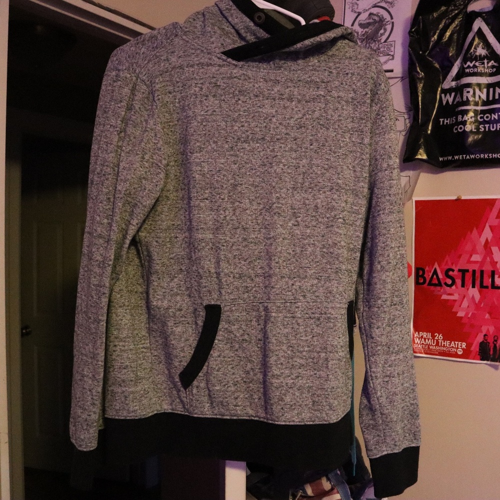 Express Men's Casual Sweatshirt